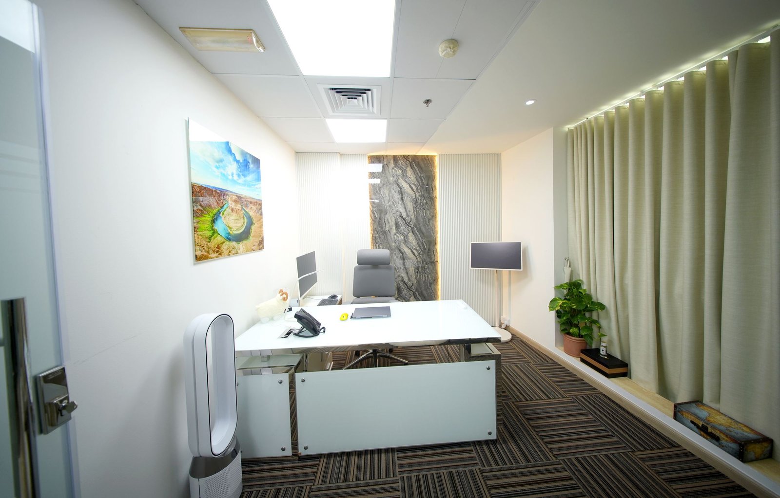 Dharani Real Estate office, Business Bay